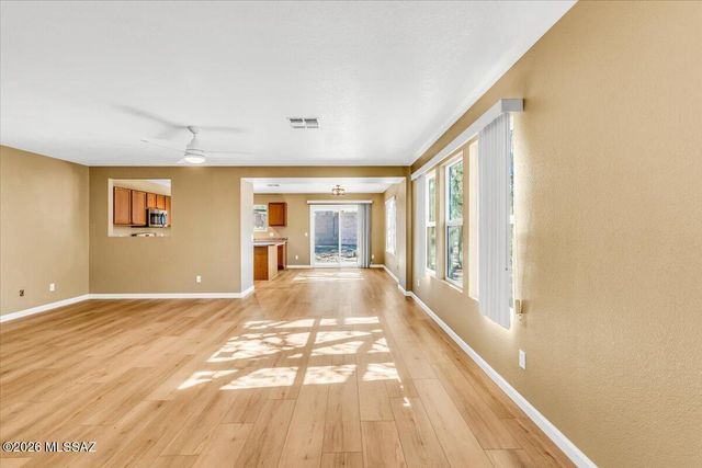 6094 W Echo Crossing Road, Tucson, AZ 85735