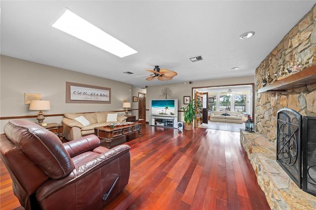 6770 BAY SHORE DRIVE, St Cloud, FL 34771