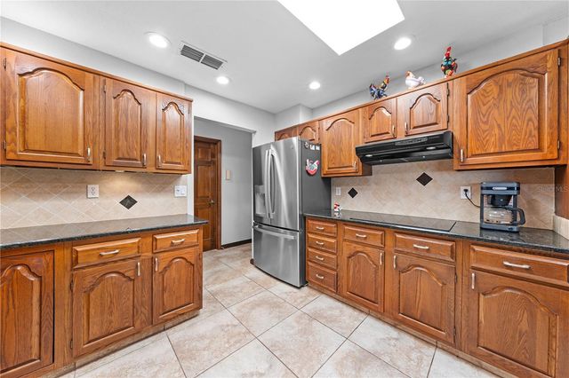 6770 BAY SHORE DRIVE, St Cloud, FL 34771