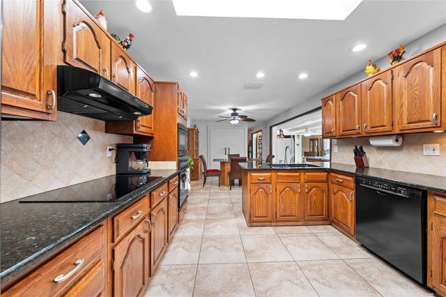 6770 BAY SHORE DRIVE, St Cloud, FL 34771