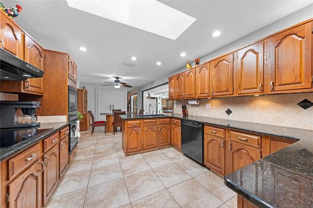 6770 BAY SHORE DRIVE, St Cloud, FL 34771