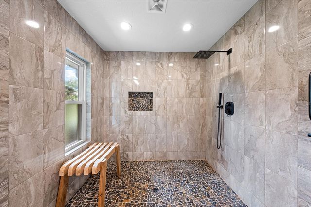 6770 BAY SHORE DRIVE, St Cloud, FL 34771