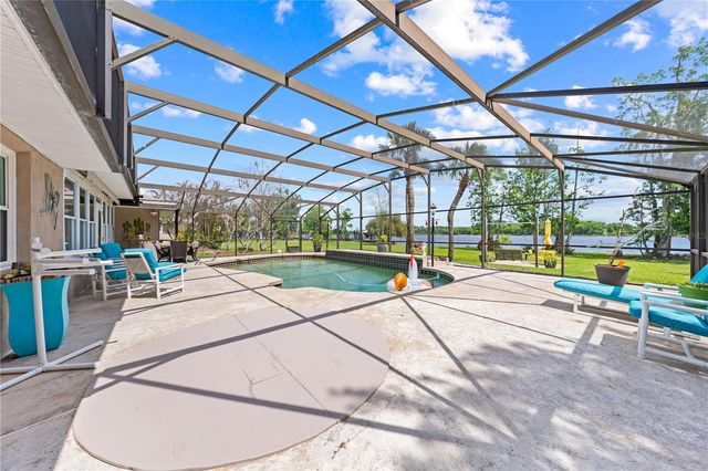 6770 BAY SHORE DRIVE, St Cloud, FL 34771