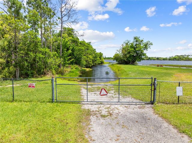 6770 BAY SHORE DRIVE, St Cloud, FL 34771