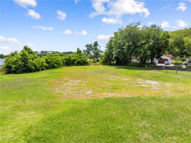 6770 BAY SHORE DRIVE, St Cloud, FL 34771