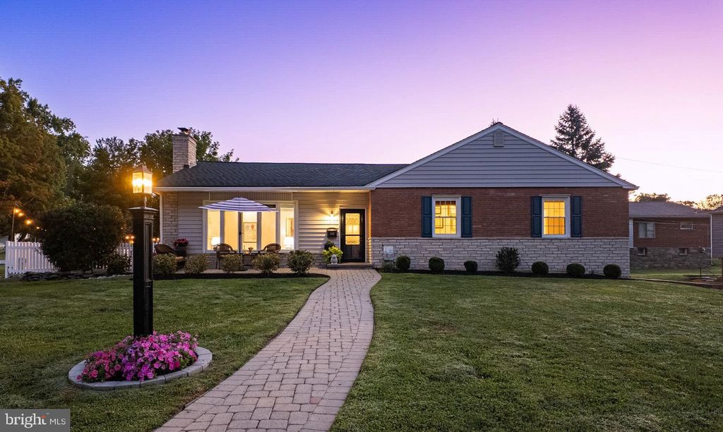 2721 PINE VALLEY LN, ARDMORE, PA 19003 — photo 2