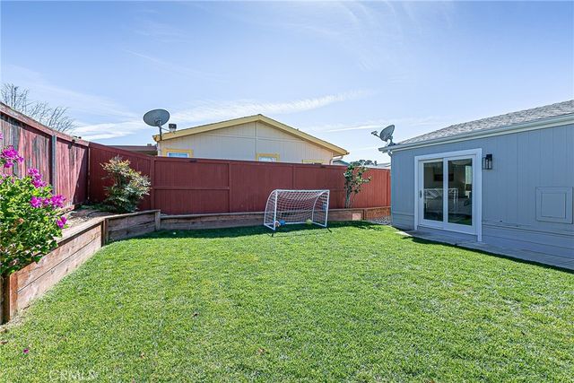 822 Greenacre, Santa Maria, CA 93455