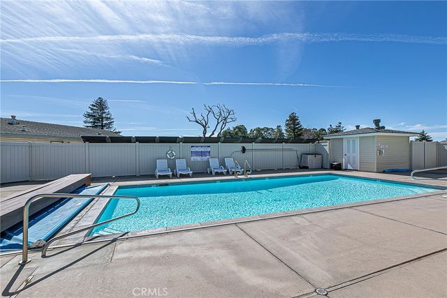 822 Greenacre, Santa Maria, CA 93455