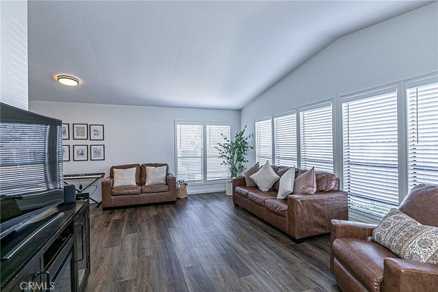 822 Greenacre, Santa Maria, CA 93455