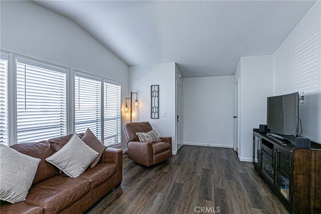 822 Greenacre, Santa Maria, CA 93455