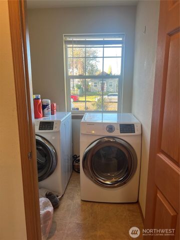 3511 S Sheridan Avenue, Tacoma, WA 98418