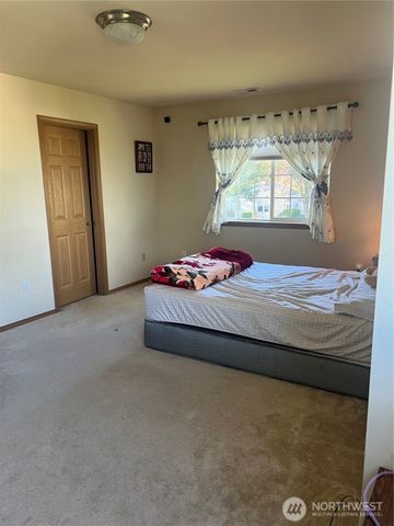 3511 S Sheridan Avenue, Tacoma, WA 98418