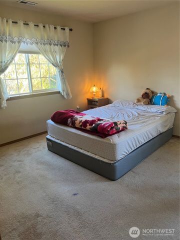 3511 S Sheridan Avenue, Tacoma, WA 98418