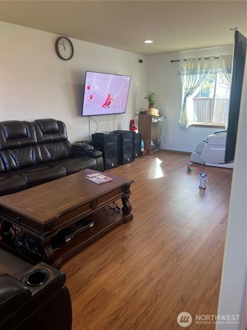 3511 S Sheridan Avenue, Tacoma, WA 98418