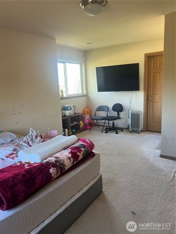 3511 S Sheridan Avenue, Tacoma, WA 98418