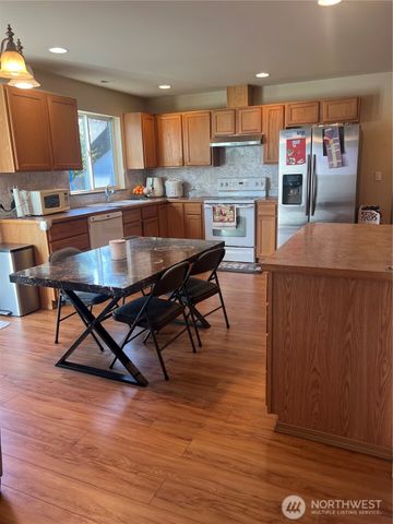 3511 S Sheridan Avenue, Tacoma, WA 98418