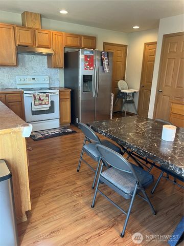 3511 S Sheridan Avenue, Tacoma, WA 98418