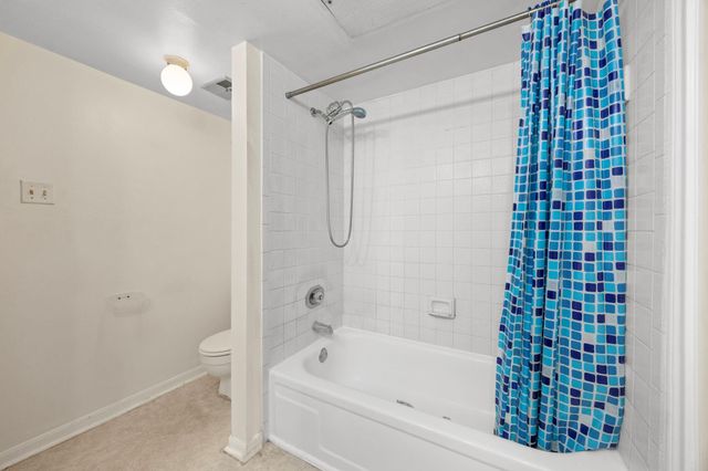 3100 Walnut Bend Lane 120, Houston, TX 77042