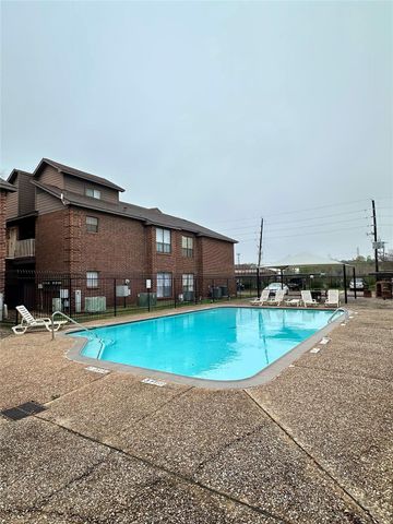 3100 Walnut Bend Lane 120, Houston, TX 77042