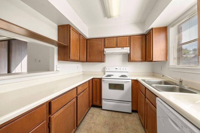 3100 Walnut Bend Lane 120, Houston, TX 77042