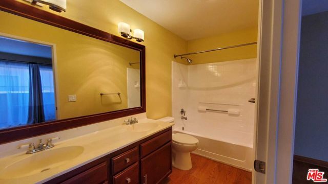 7320 Balboa Boulevard 123, Van Nuys (los Angeles), CA 91406