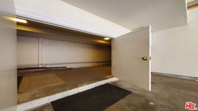 7320 Balboa Boulevard 123, Van Nuys (los Angeles), CA 91406