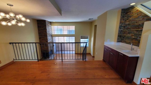 7320 Balboa Boulevard 123, Van Nuys (los Angeles), CA 91406