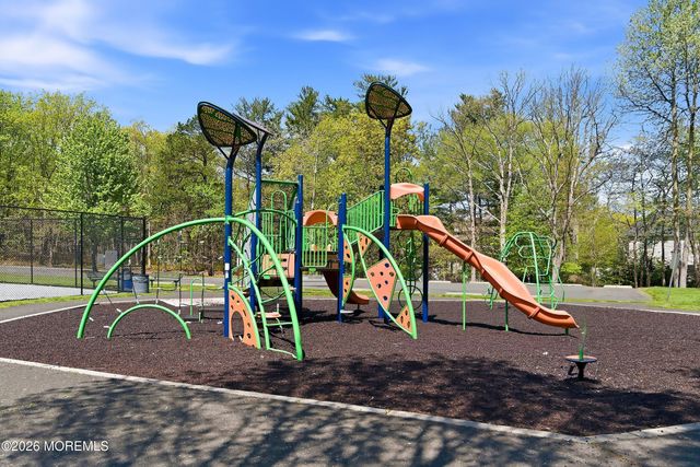 16 Samantha Drive, Morganville, NJ 07751
