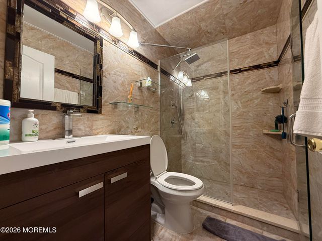 16 Samantha Drive, Morganville, NJ 07751