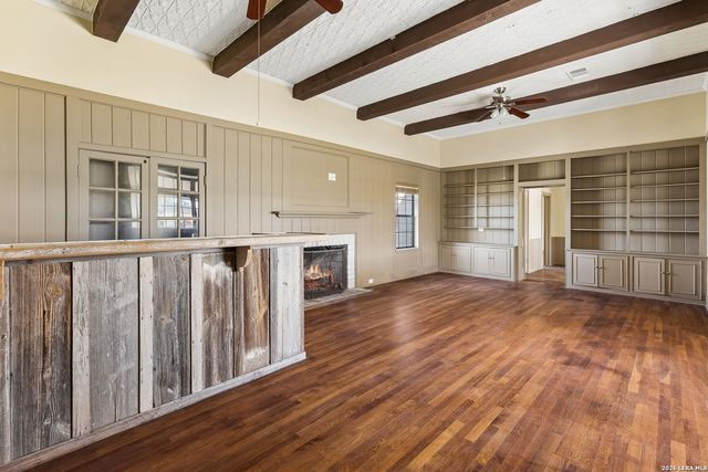 0008 Clearwater, Comfort, TX 78013