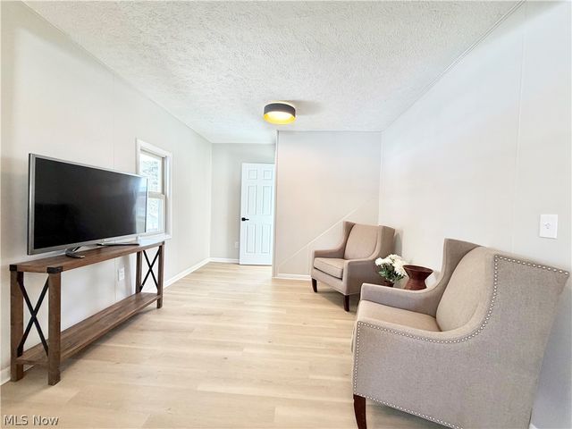 8720 Olde 8 Road, Northfield, OH 44067