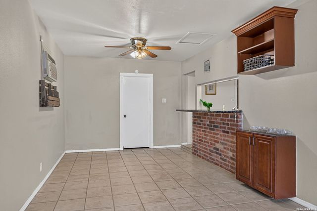 3010 DALL TRL, San Antonio, TX 78228