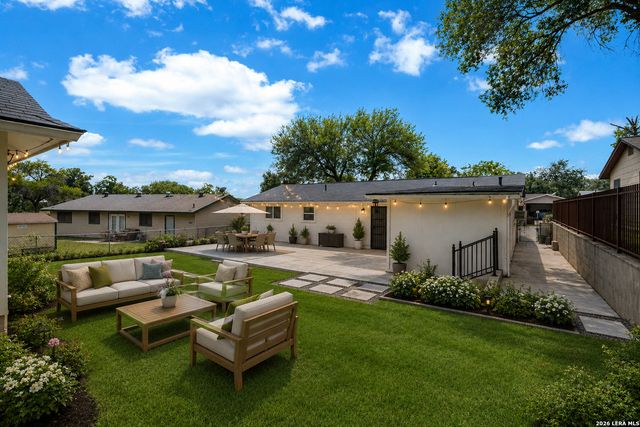 3010 DALL TRL, San Antonio, TX 78228