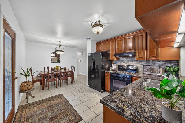 3010 DALL TRL, San Antonio, TX 78228