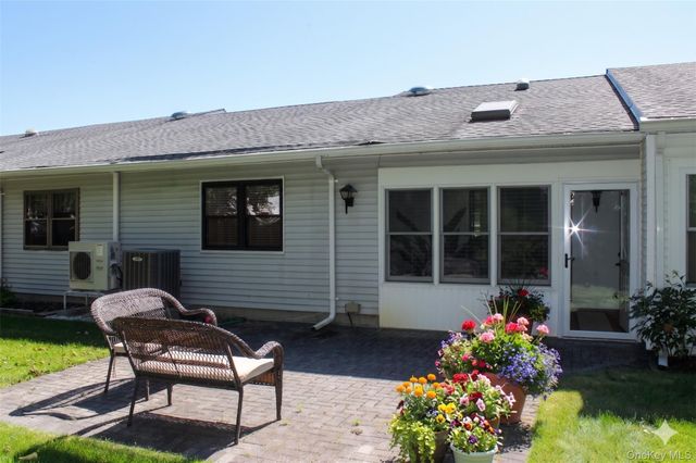 173 Knolls Drive 173, Stony Brook, NY 11790