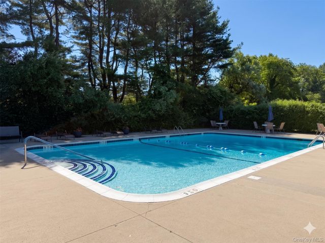 173 Knolls Drive 173, Stony Brook, NY 11790