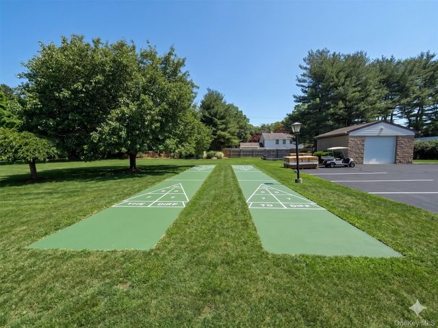 173 Knolls Drive 173, Stony Brook, NY 11790