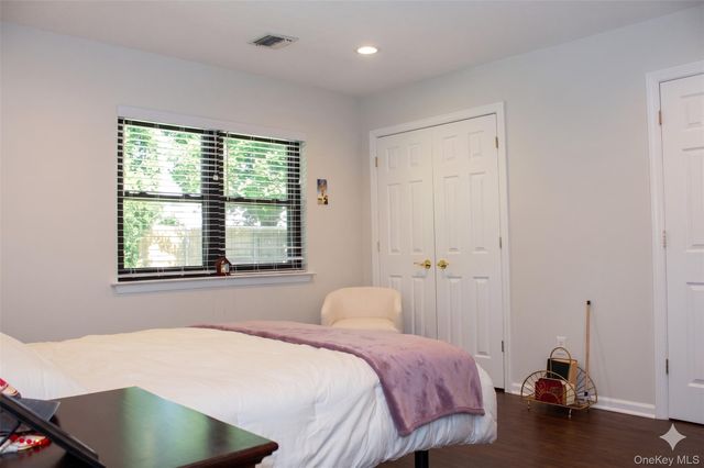 173 Knolls Drive 173, Stony Brook, NY 11790