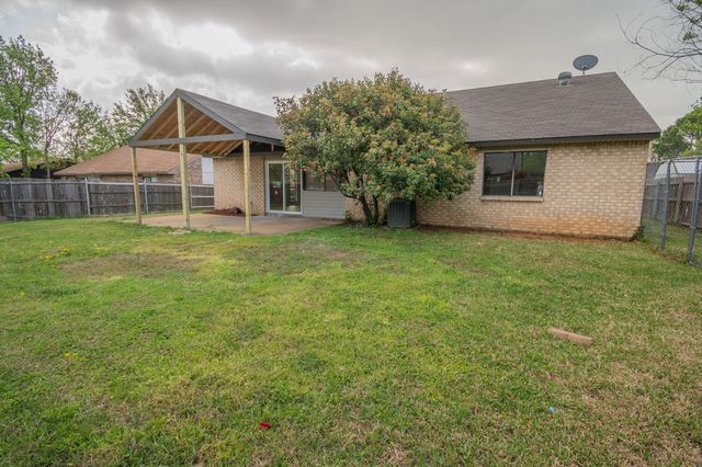 3825 Hackberry Lane, Bedford, TX 76021