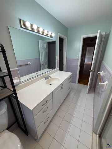 100 Edgewood Avenue, Warner Robins, GA 31088