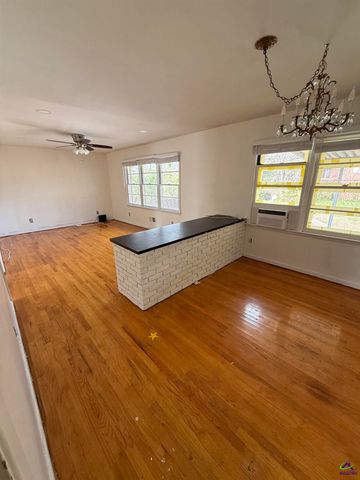 100 Edgewood Avenue, Warner Robins, GA 31088