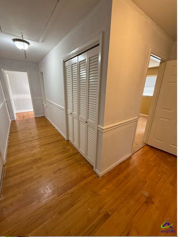 100 Edgewood Avenue, Warner Robins, GA 31088