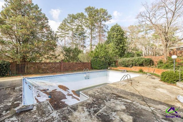 100 Edgewood Avenue, Warner Robins, GA 31088