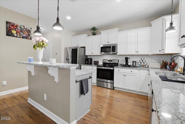 136 Fallingbrook Drive, Kenly, NC 27542