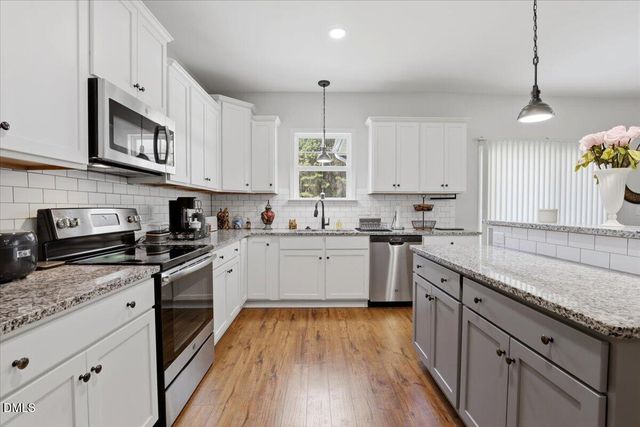 136 Fallingbrook Drive, Kenly, NC 27542