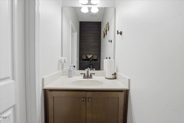 136 Fallingbrook Drive, Kenly, NC 27542