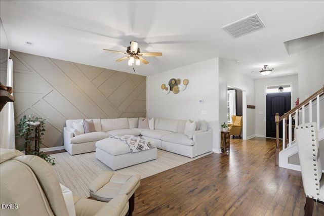 136 Fallingbrook Drive, Kenly, NC 27542