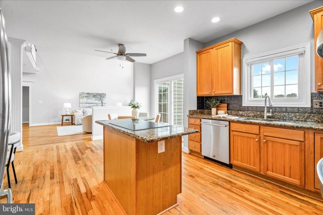 23813 ECHO CREEK, Gaithersburg, MD 20882
