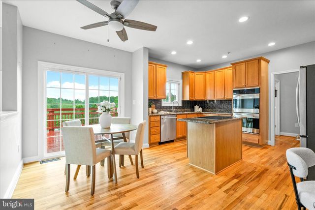 23813 ECHO CREEK, Gaithersburg, MD 20882