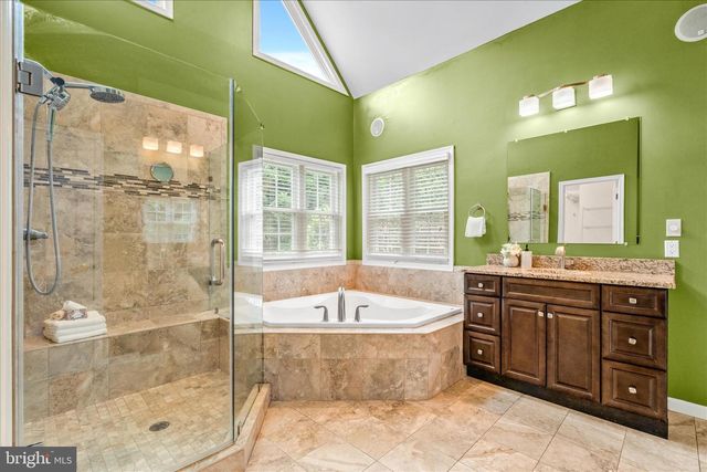 23813 ECHO CREEK, Gaithersburg, MD 20882